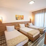 Moda Hotel 3*