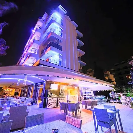 酒店 Moda 马尔马里斯